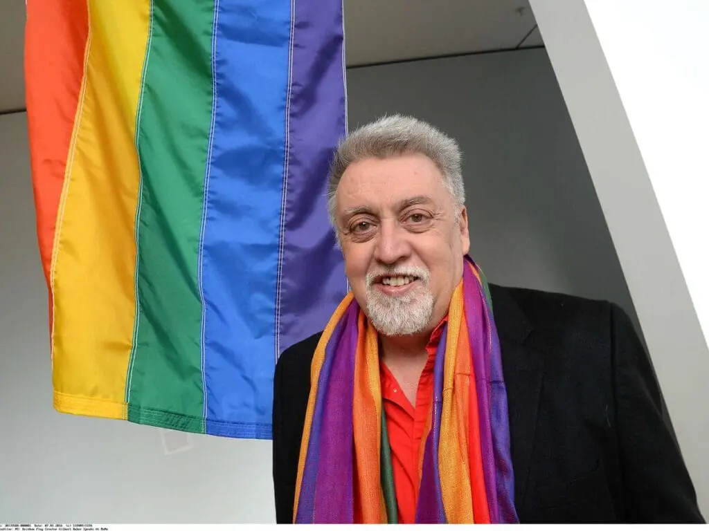image historique du premier drapeau arc-en-ciel 1978 Gilbert baker